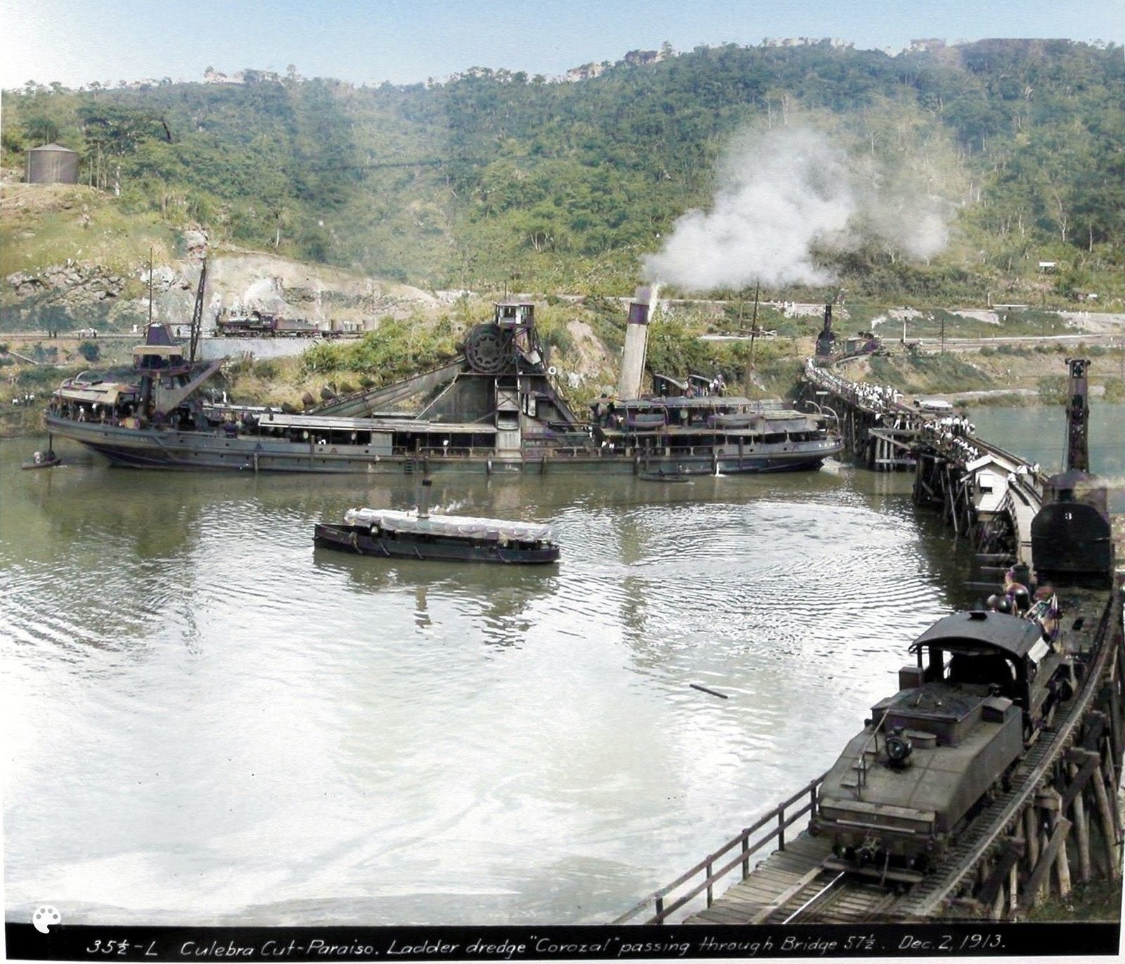 El puente flotante de Paraíso